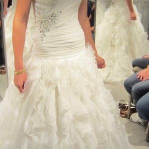 Wedding dress